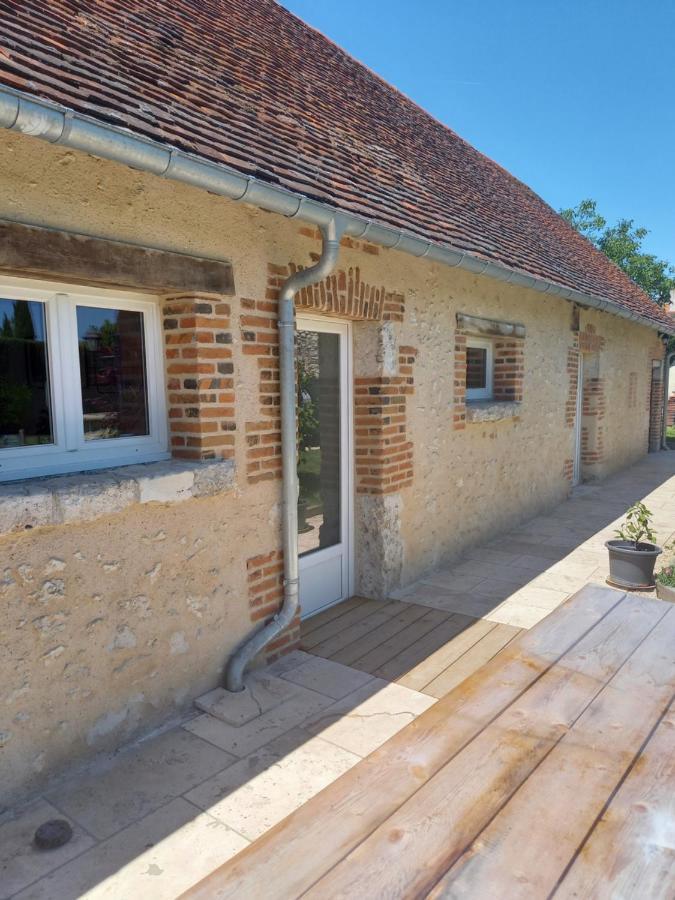Logement Independant Tour-en-Sologne Exterior foto